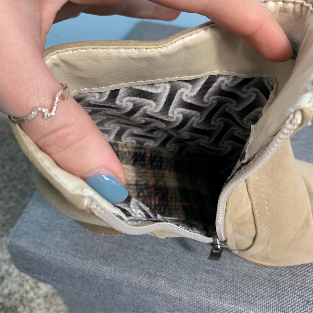 Tan Heeled Booties - Picture 5 of 8